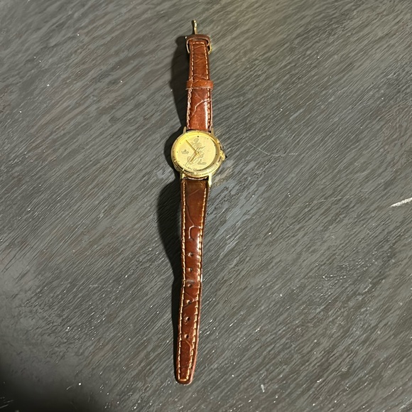 Vintage Y2K early 90’s Disney Mickey Mouse Lorus Gold Coin watch - Picture 1 of 7